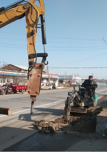 新春佳節將至，光電LED路燈照亮你回家的路