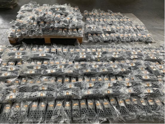 多款LED路燈燈具再次出口法國