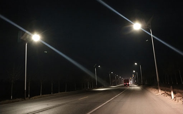 LED路燈燈頭燈具散熱好，使用壽命就更長